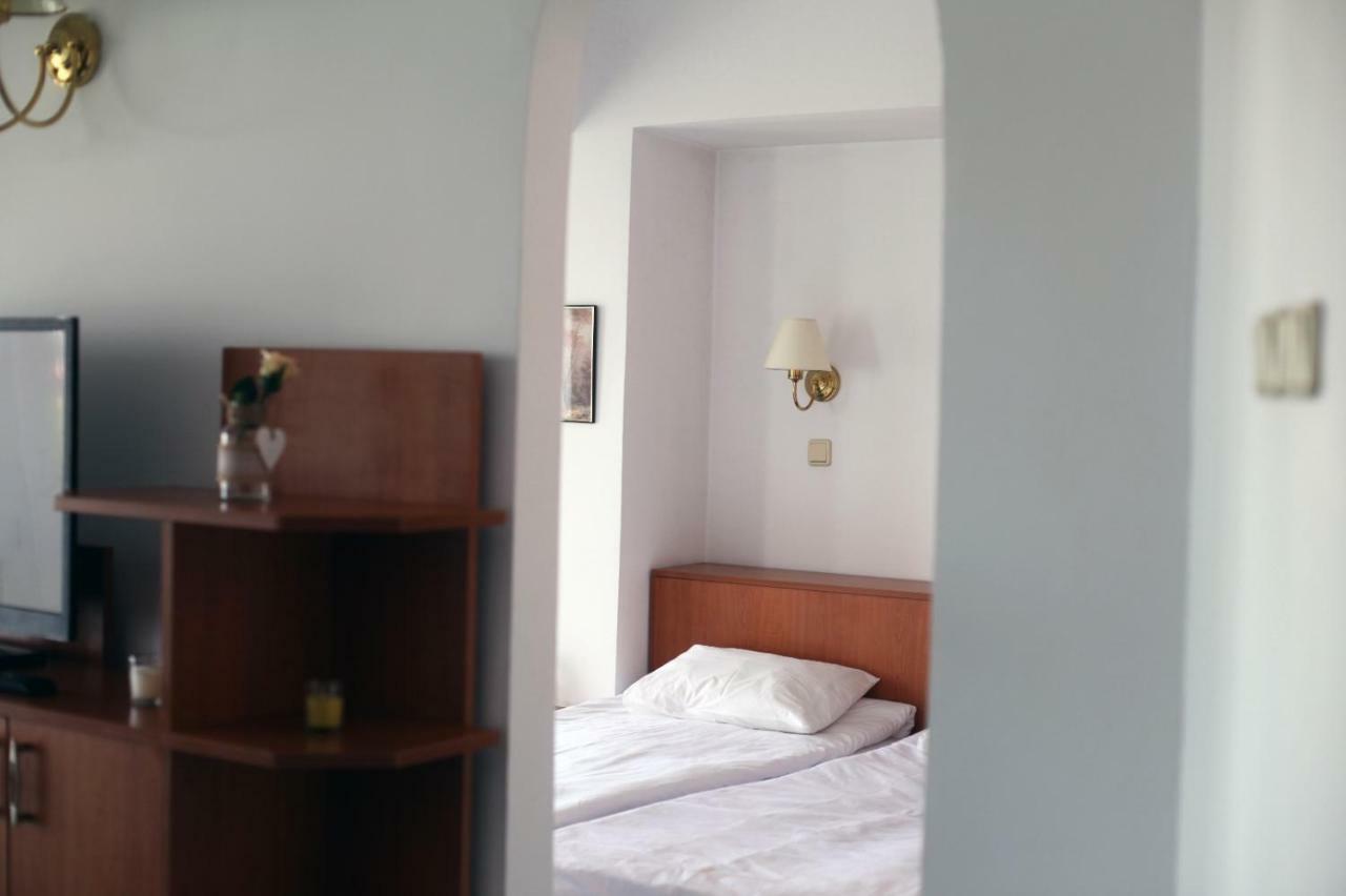 Jacob'S Hotell Constanţa Exteriör bild